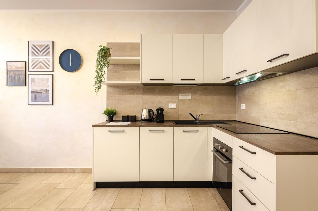 Goito Luxury Apartment, In The Historical Center Bologna Exterior photo