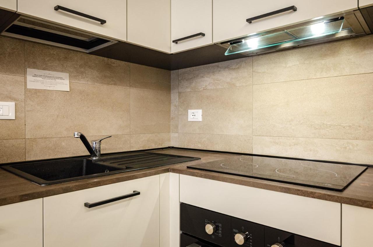 Goito Luxury Apartment, In The Historical Center Bologna Exterior photo